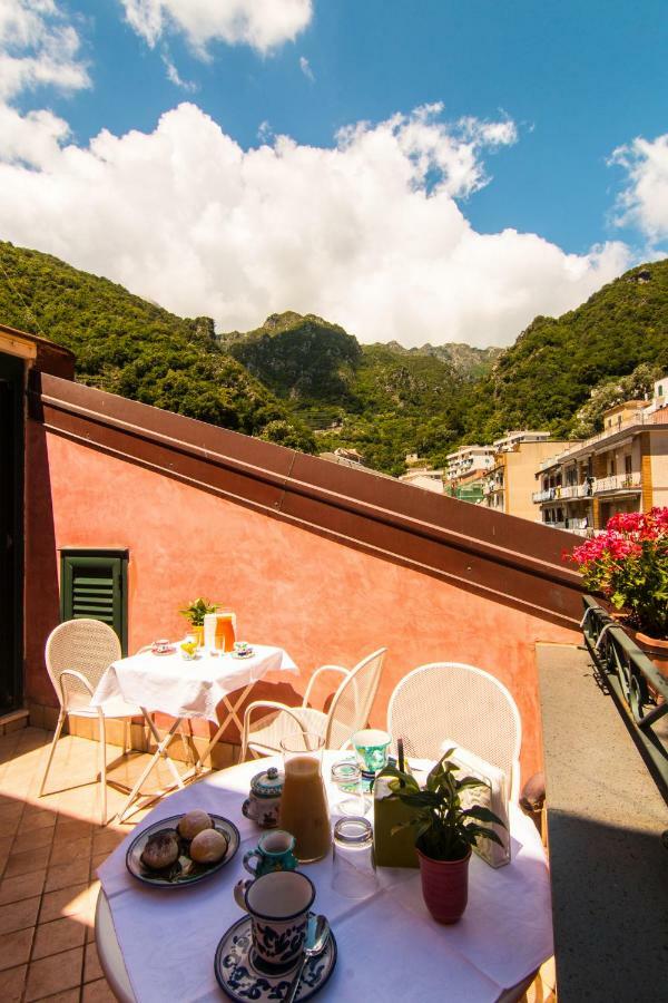 B&B Sotto Un Tetto Cetara Eksteriør bilde